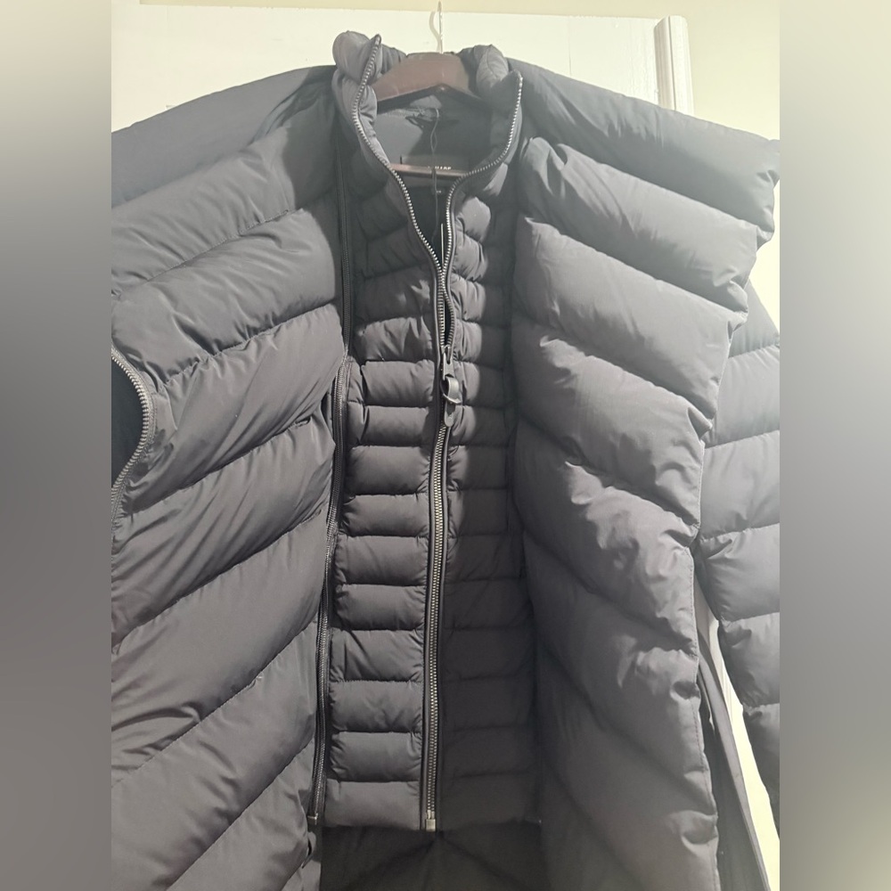 NWT Mackage Ilena Down Jacket. Black, Sz Med. Great Luxury Gift for the Holidays - Picture 9 of 15